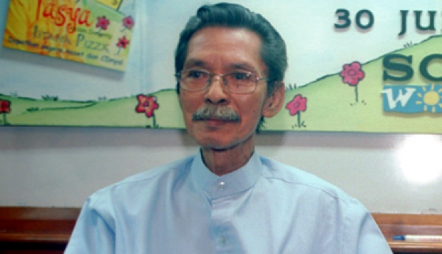 Lagu cemara diciptakan oleh mp3 download gratis mudah dan cepat di . Merindukan At Mahmud Lewat Lagu Anak 3 Februari 1930 6 Juli 2010 Geotimes