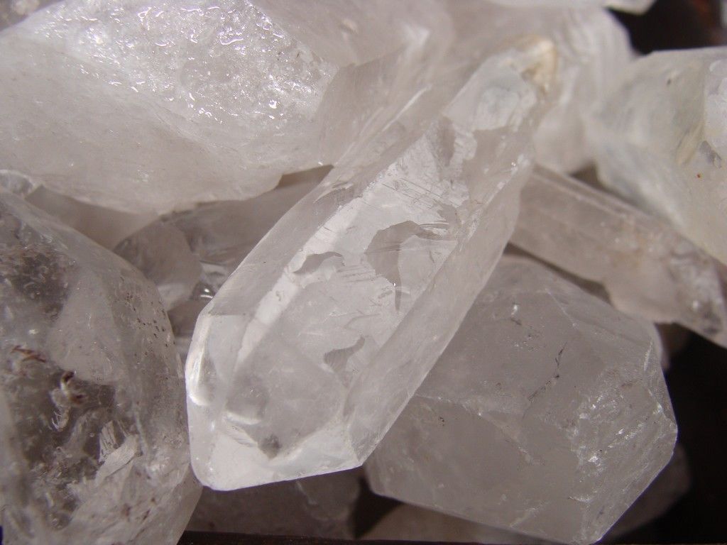 Quartz points crystal healing metaphysical