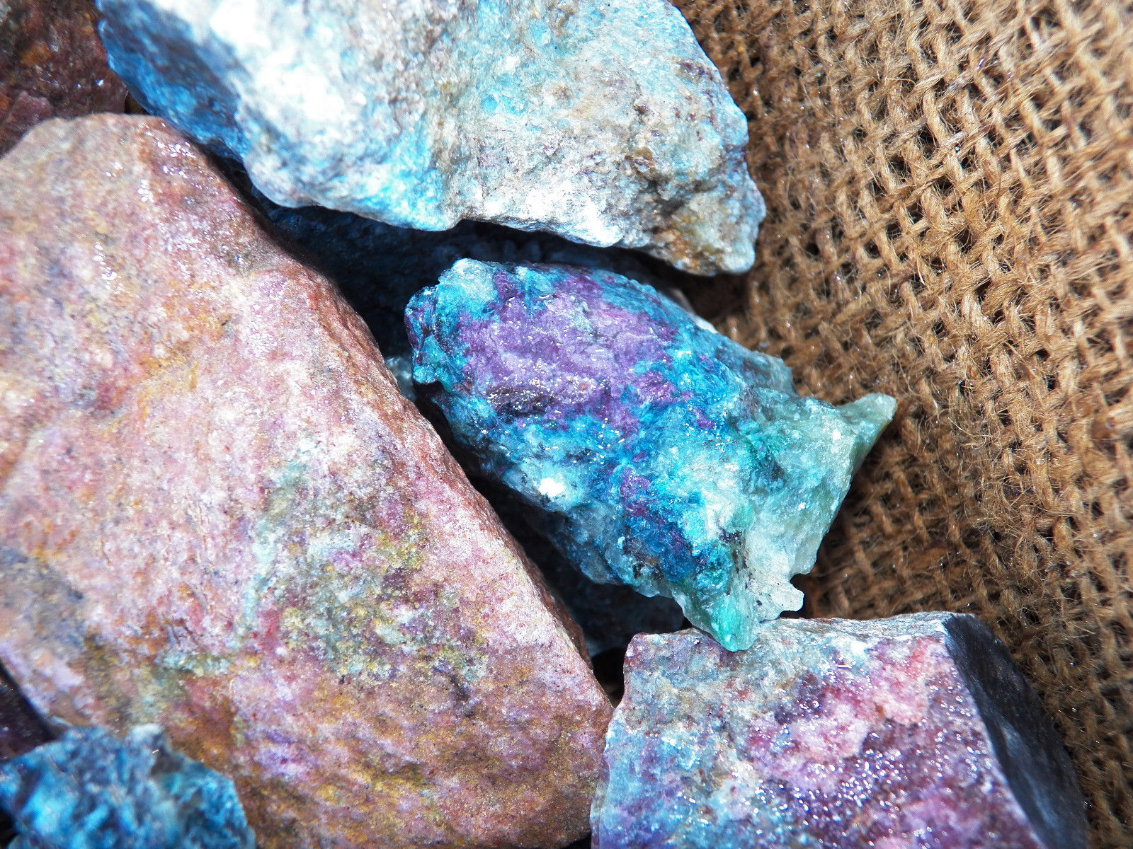 rubby sapphire rough stones