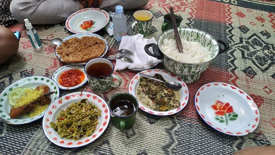 6 Tips Agar Bisa Makan Enak di Warung Tuman BSD - GetPost.id