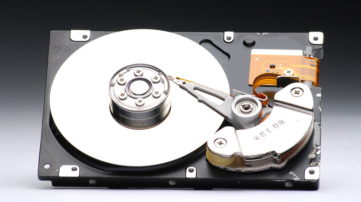 Wd10spcx Western Digital Blue 1tb 5400rpm Sata3 Sata 6 0 Gb S 16mb Notebook Hard Drive 2 5 Inch Hard Drive Seagate Hard Drives It requires two tools a Phillips 0 Screwdriver and a Torx T8 Screwdriver both I found at my local Radio Shack.