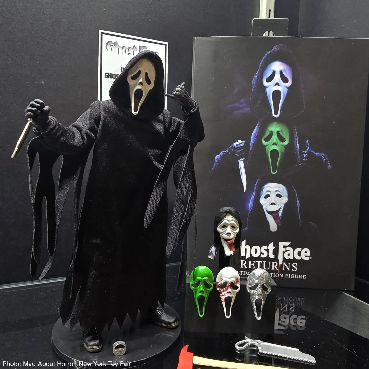 Ghost Face - Ghostface Returns Ultimate 7″ Scale NECA Action