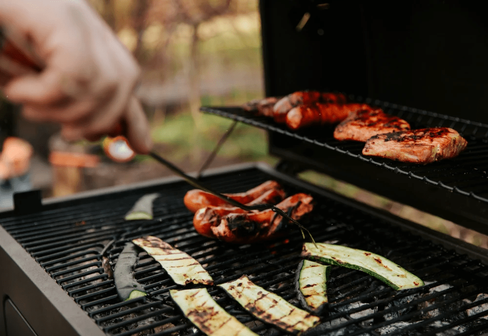 small portable barbecue grill