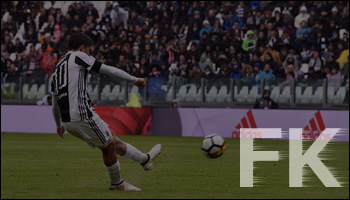 【投票コーナーあり】フリーキックは誰が蹴る？