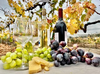 UnCorked Wine Bar, business photo 2