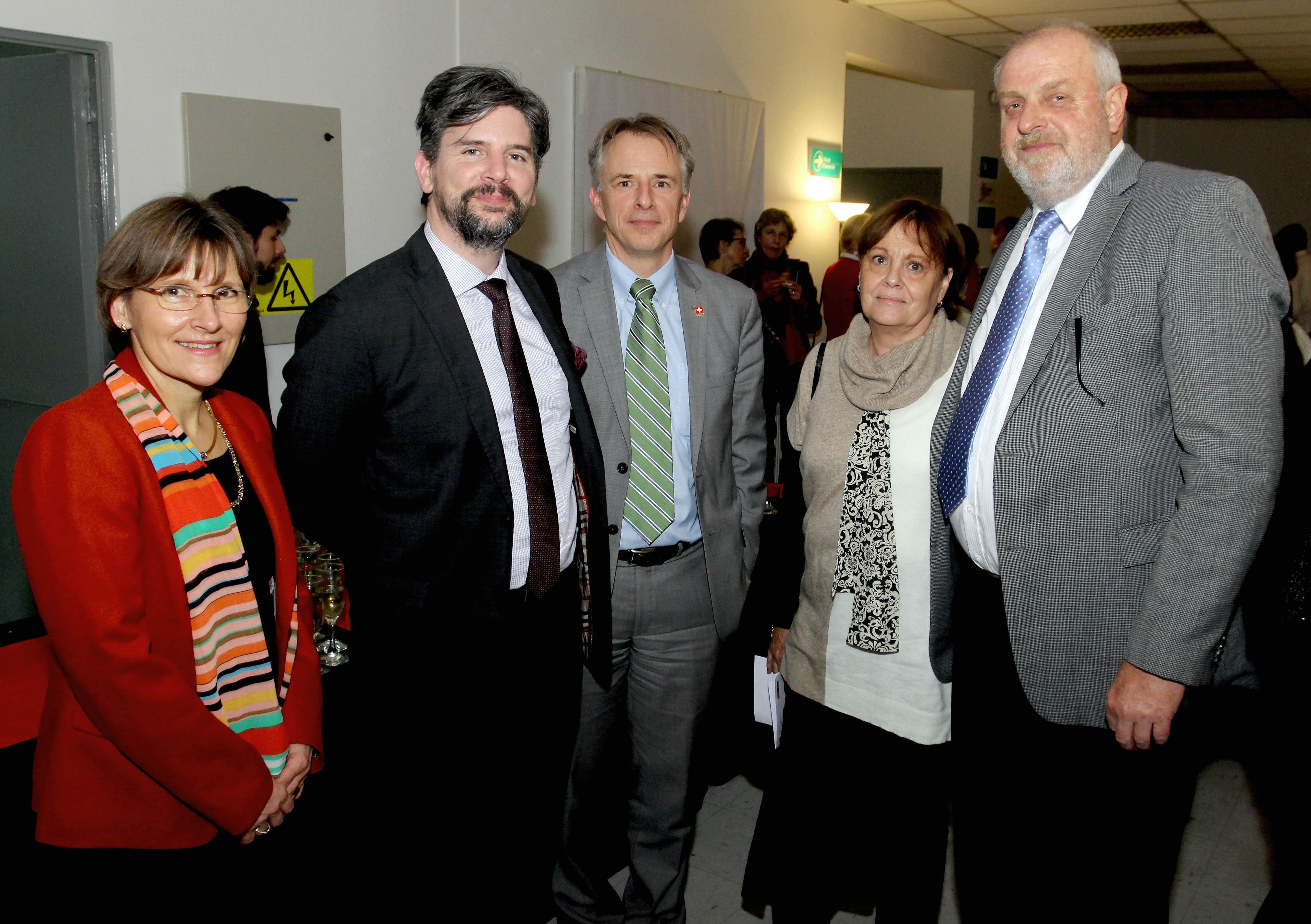 Kerstin Huber, Jochen Fritz, Arno Wicki, Jefe de Misión Adjunto de la Embajada de suiza en Chile, Marie Christine Reinhardt y Ricardo Gevert