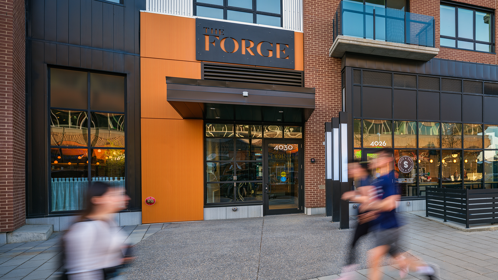 The Forge is a striking architectural addition to Northwest Calgary’s University District, located across the street from Central Commons Park and in the heart of the vibrant University District hub.