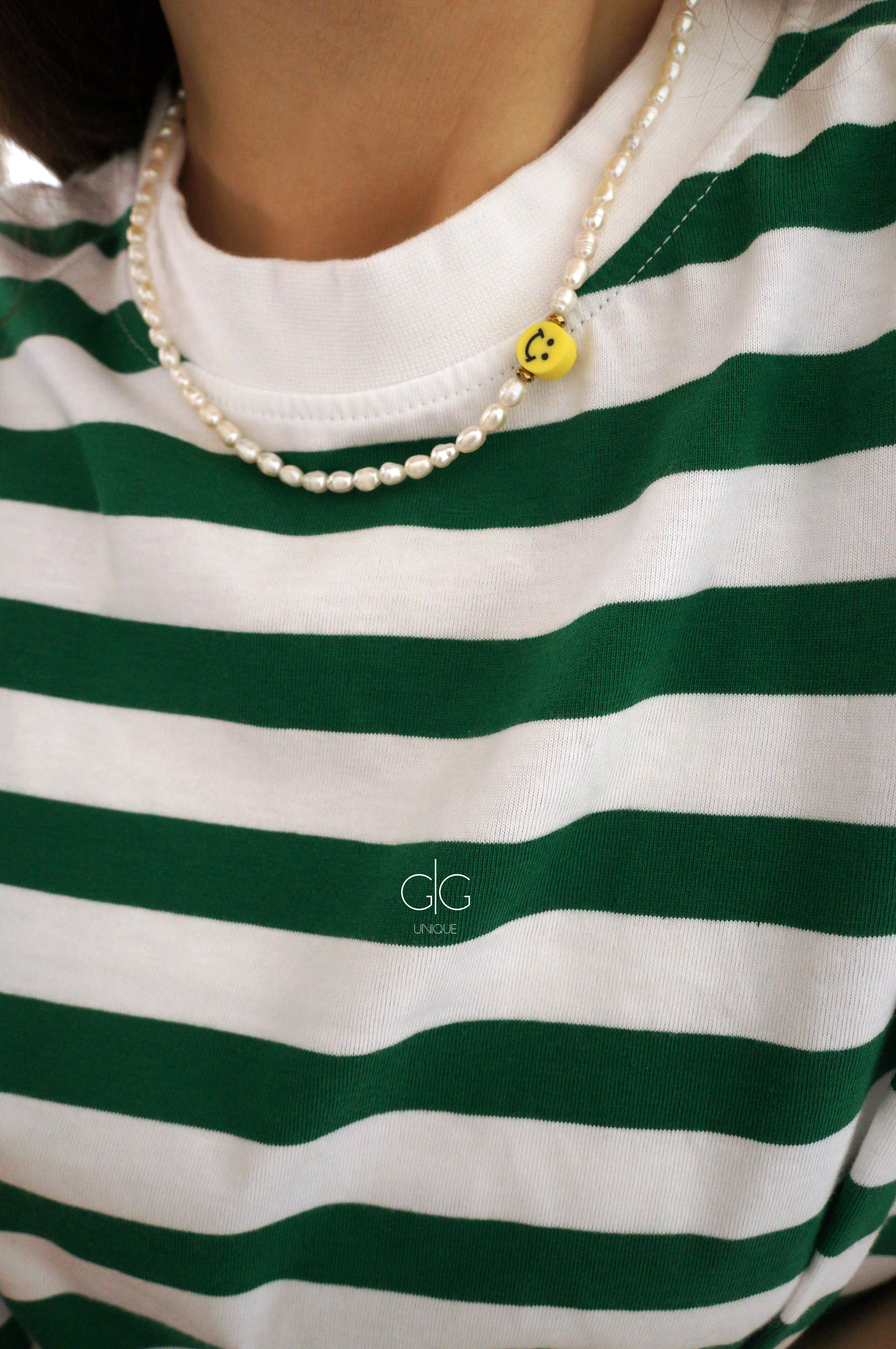 Trendy smile and pearl necklace | GG UNIQUE