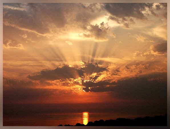 Free Gambar Matahari Terbenam Yang Paling Indah Di Malaysia Gambar Unduh Terbaru by Lampunghits.com