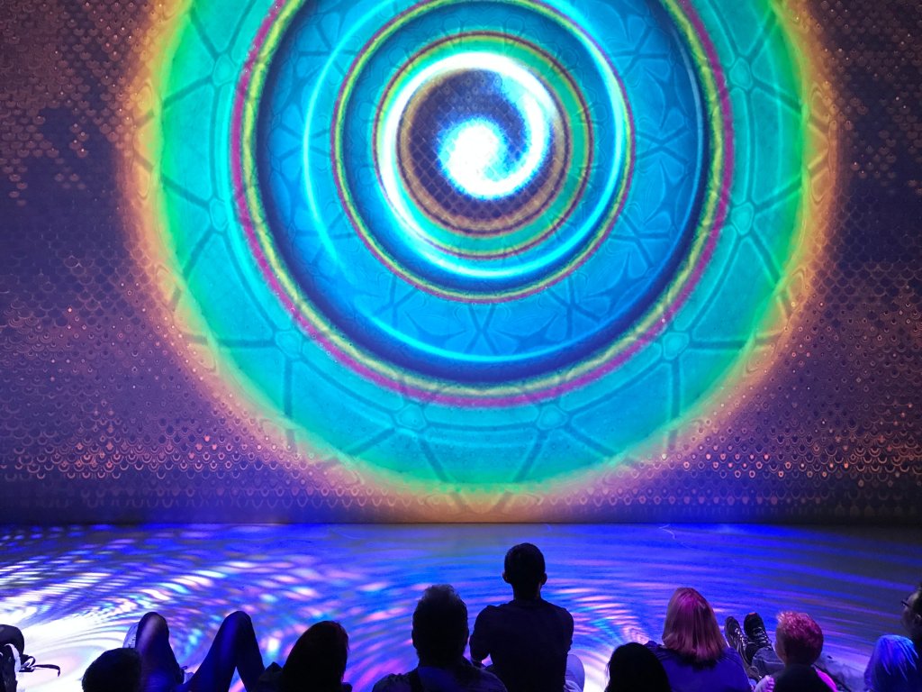 Mandala sequence - Giant Monster