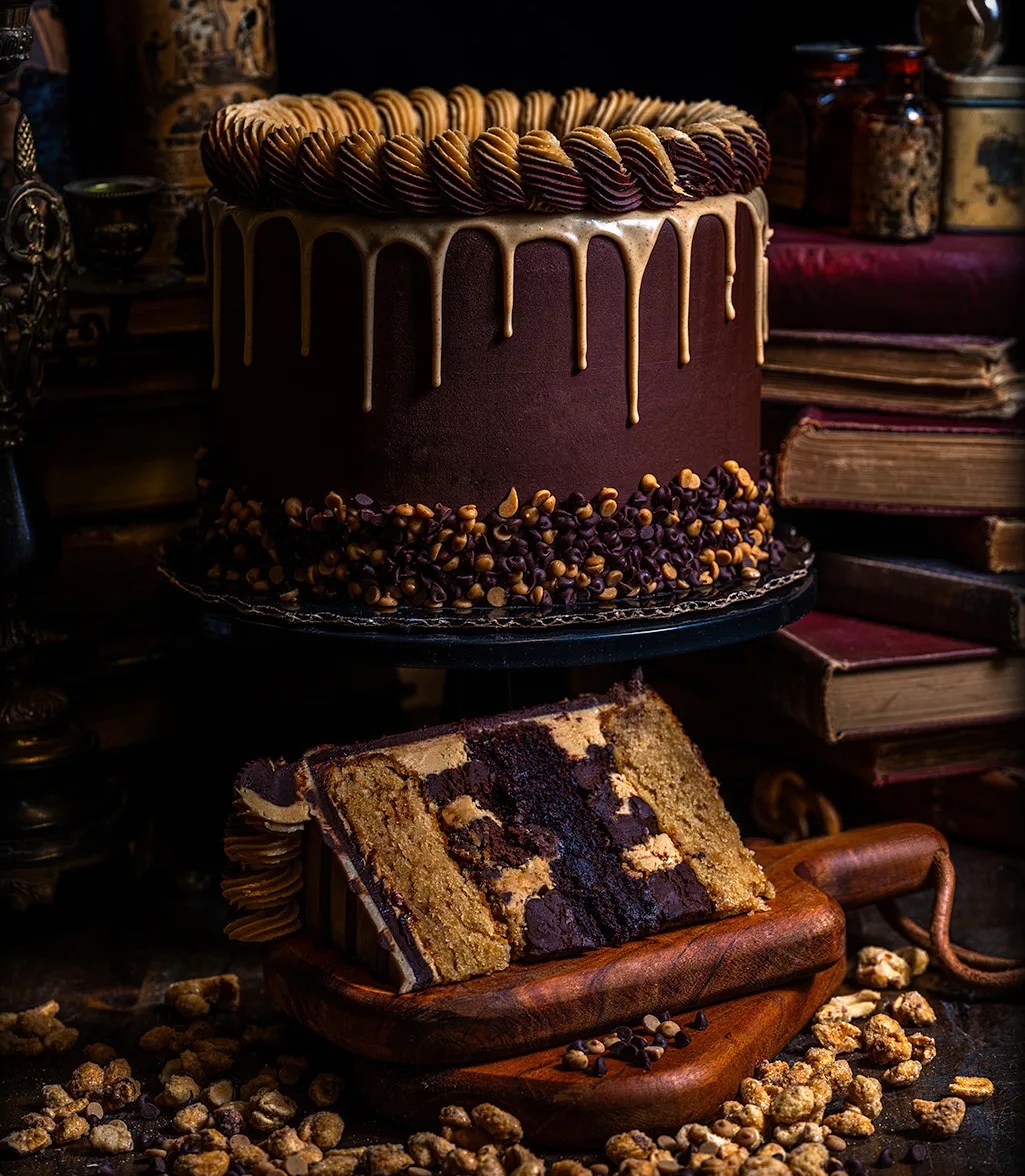 Peanut Butter Chocolate Deluxe Cake