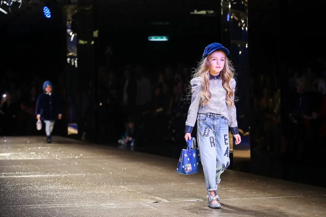 Media-Endorsed Guide Kids Clothing Shopping