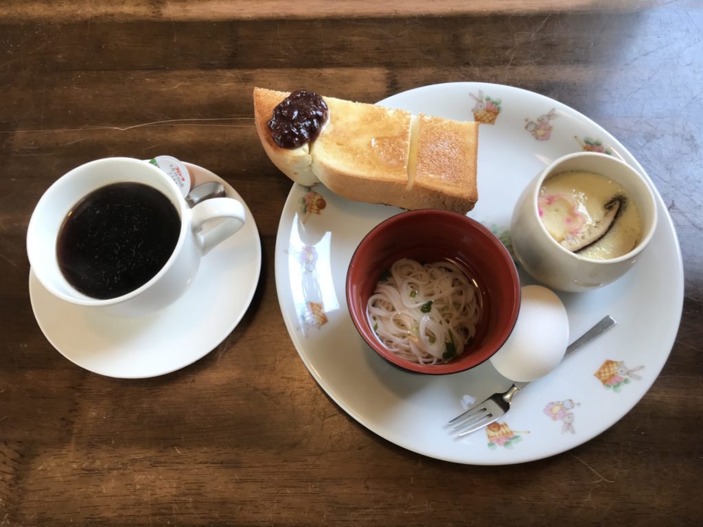 とみ　モーニング1