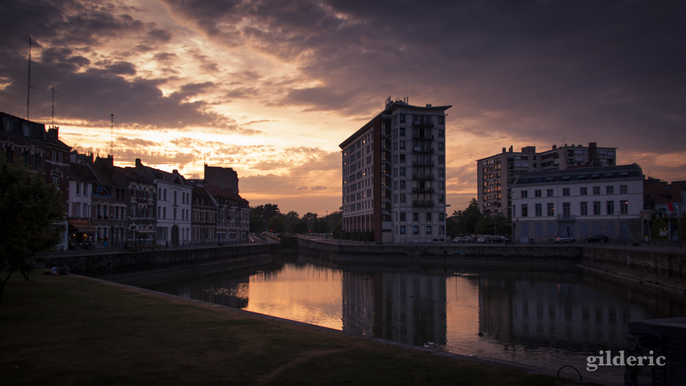 Crépuscule urbain - Lille - Photo : Gilderic