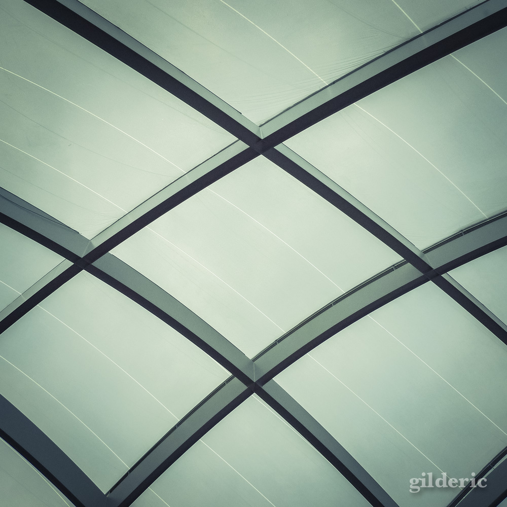 Architecture detail (Médiacité, Liège) - Photo : Gilderic