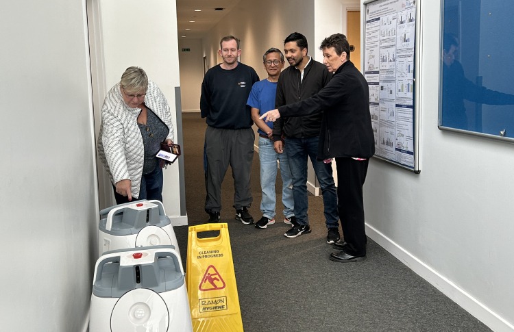 Il Futuro del Cleaning Professionale: Innovazione, Formazione e Soluzioni Personalizzate per il Mercato Italiano