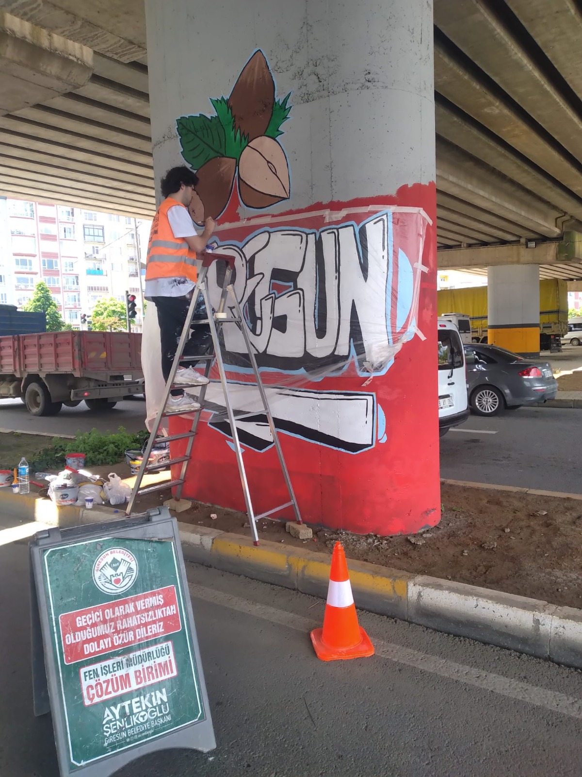 Bu teknikte, renkli bir görüntü renklendirme. GİRESUN'DA VİYADÜK AYAKLARI RENKLENDİ « Giresun Sanat