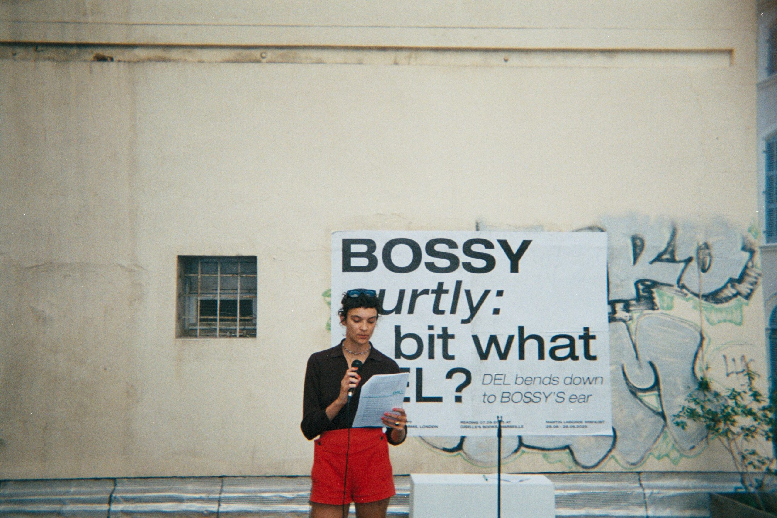 Reading of Retail Therapy, 2025, by Jess Cole with at Giselle's Books, Marseille, 07.09.2025.