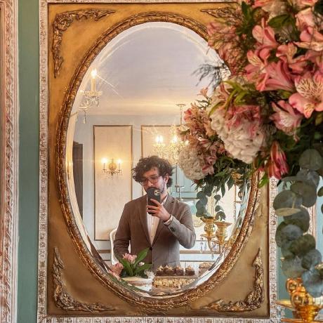 Examples Krthr Clip Embeddings Replicate - Premium City Illustration Gallery - 4K