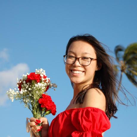 Kyla Lee Professional Portfolio - Premium High Resolution Gradient Pictures | Free Download