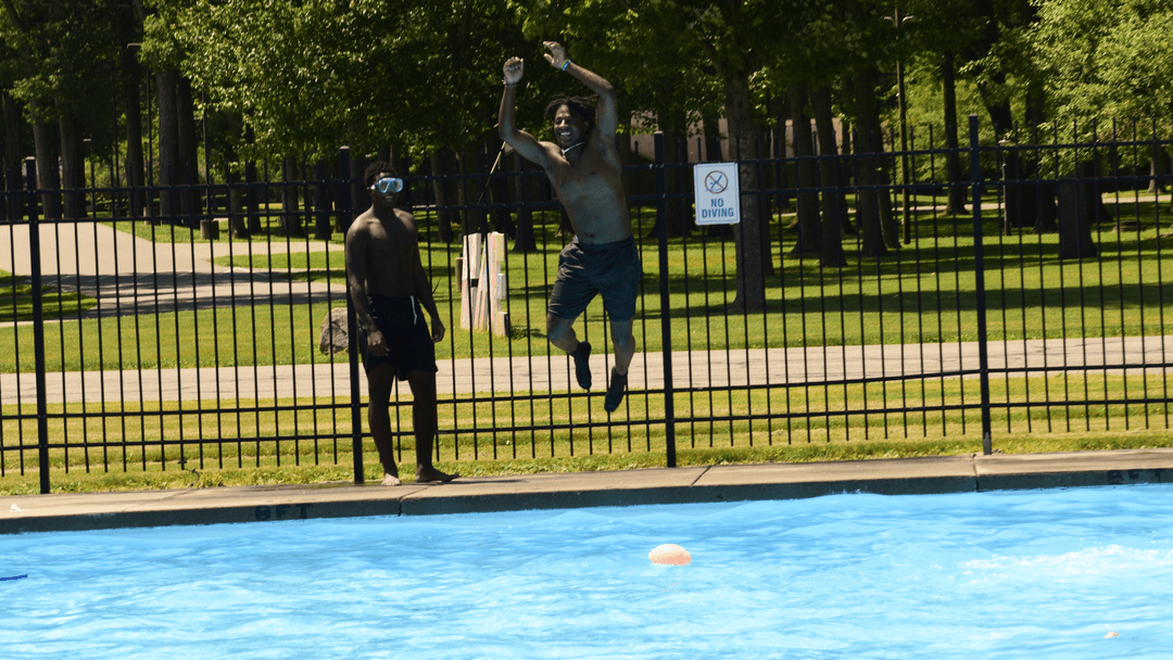Pool 2