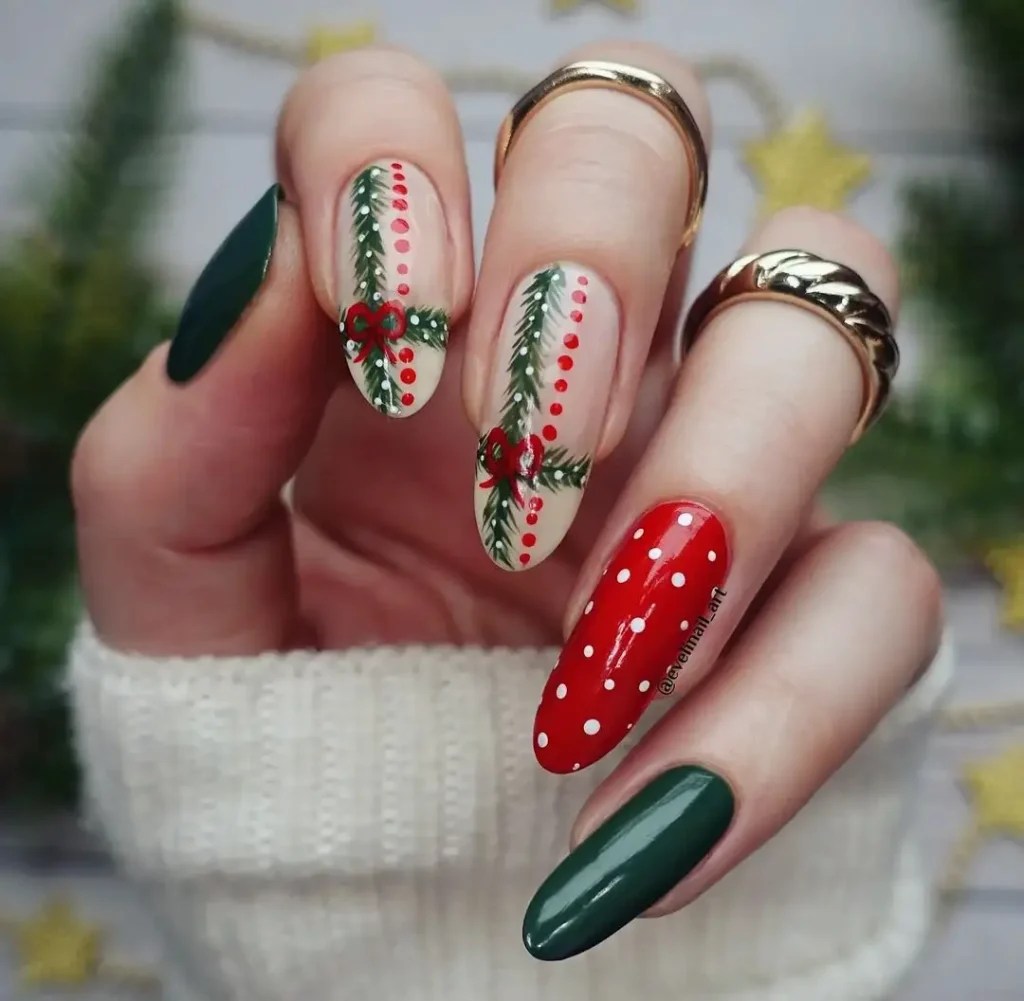 Stunning christmas nail designs to sparkle and shine this holiday