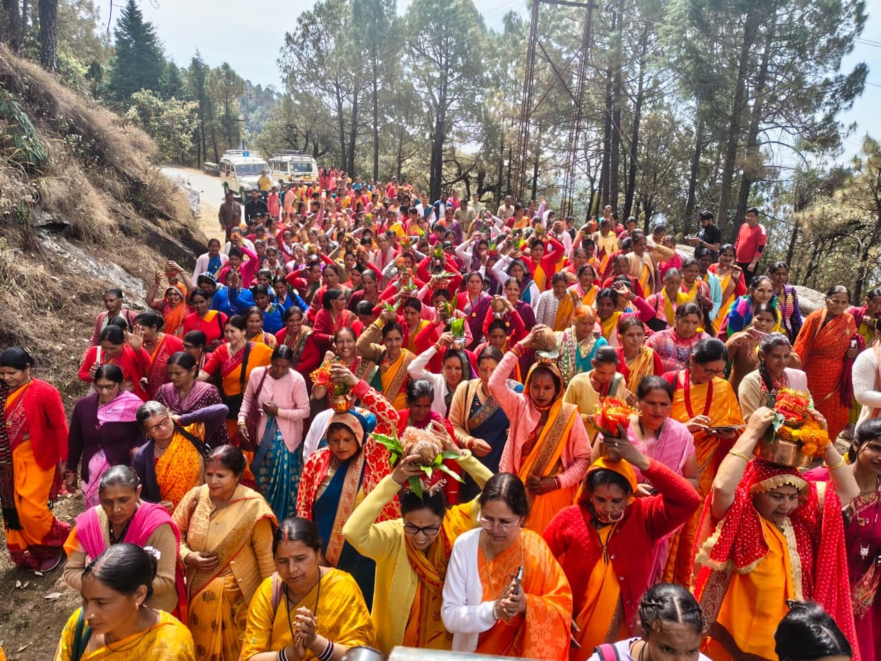 नववर्ष के आगमन और चैत्र नवरात्रि के अवसर पर भव्य कलश शोभा यात्रा का आयोजन