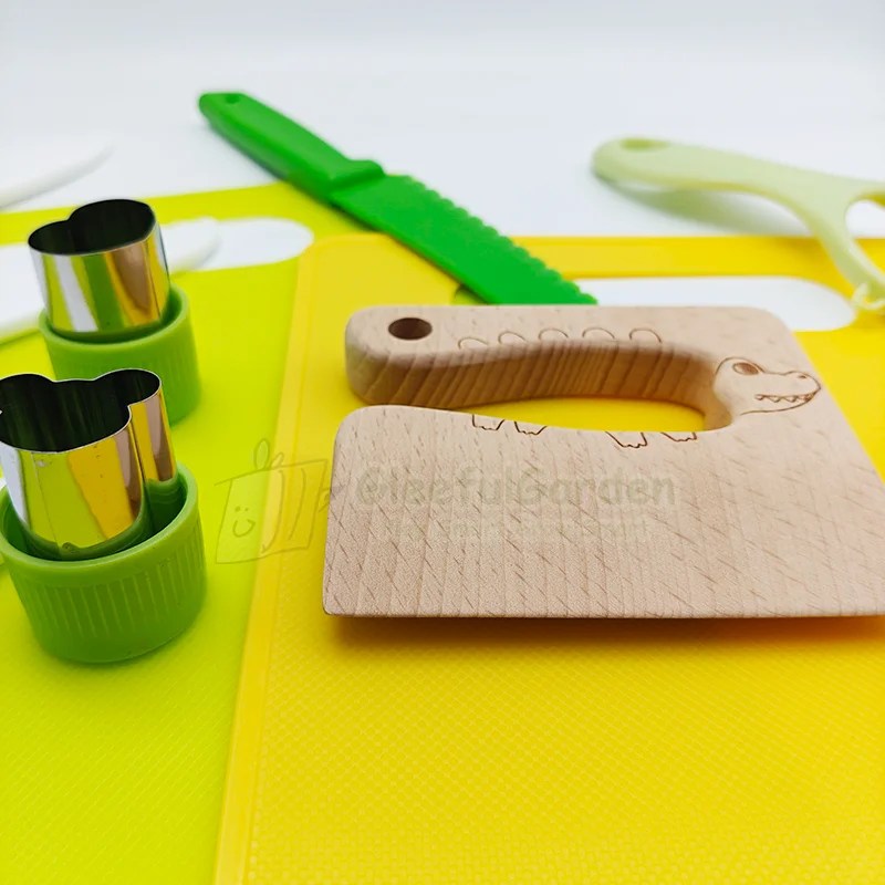 Montessori Little Chef Kitchen Set4