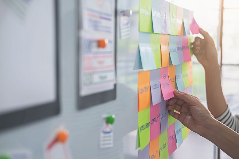 Untuk itu, yuk ketahui pertanyaan interview user dan tips menjawabnya. Pertanyaan Interview UX Researcher: Ketahui 5 Contoh Utamanya