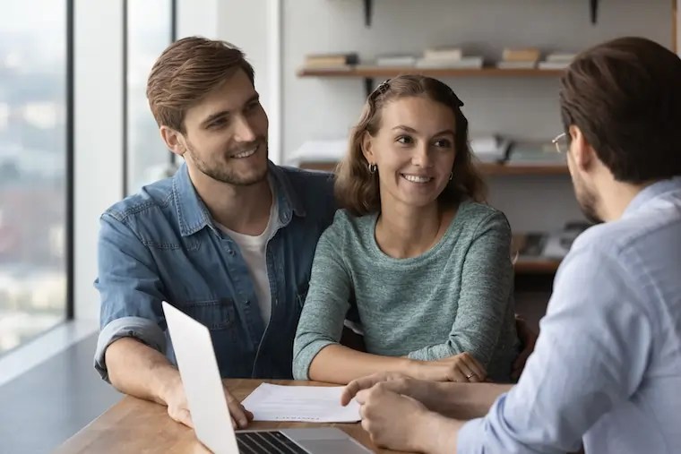 What do mortgage lenders look for on bank statements