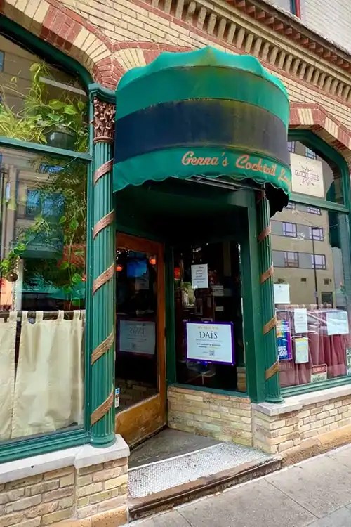 Great River Road Driftless Road Trip Genna's Cocktails