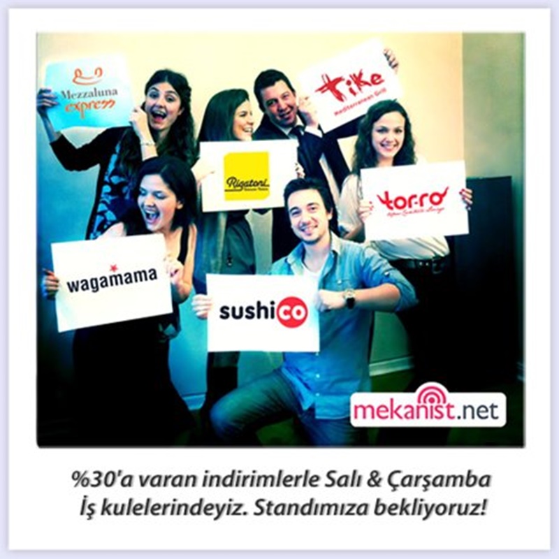 2010'da İş Kulelerinde yaptığımız bir stand çalışması öncesinde...