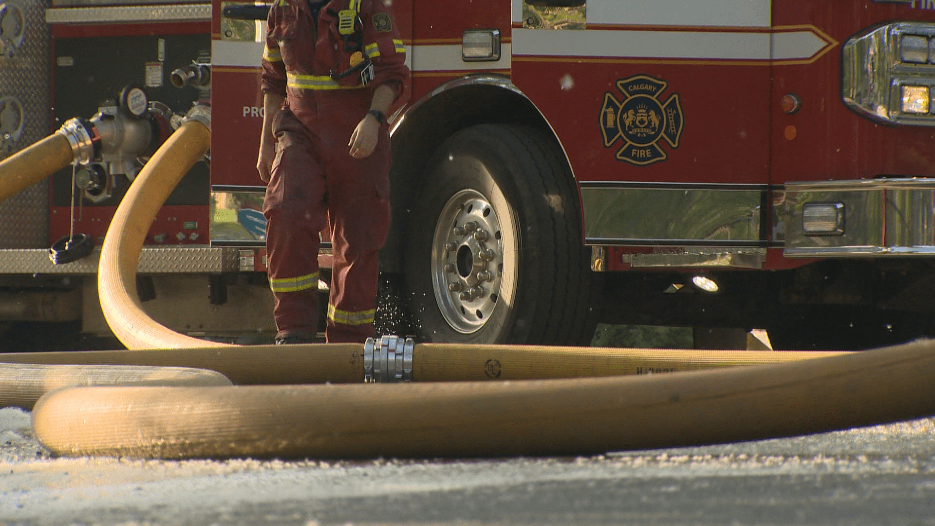 Câmara municipal de Calgary considerará novo comitê para corpo de bombeiros – Calgary