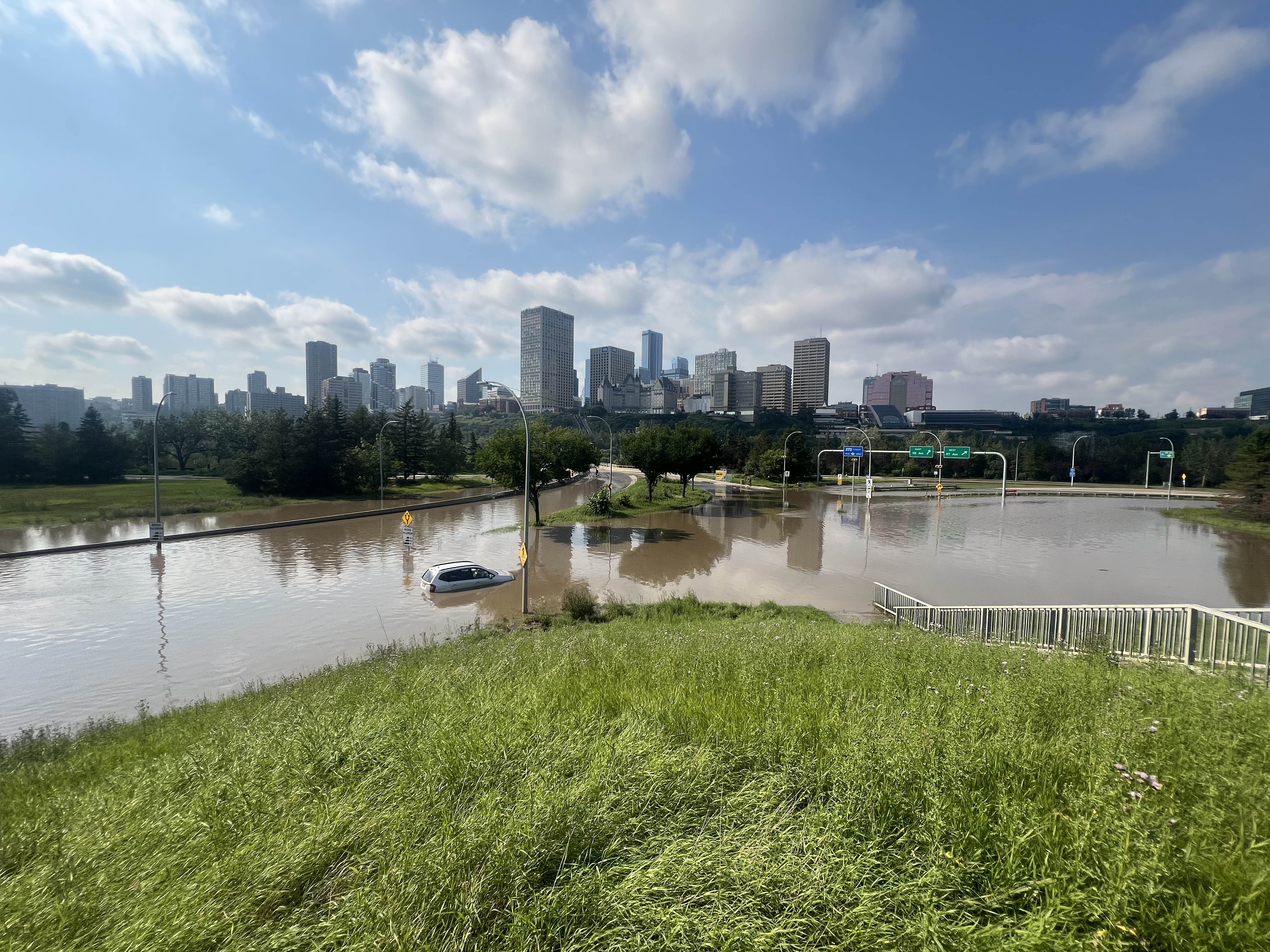 Edmonton Floods: Monday Thunderstorm Chaos | Traffic & Transit Disruptions (2026)