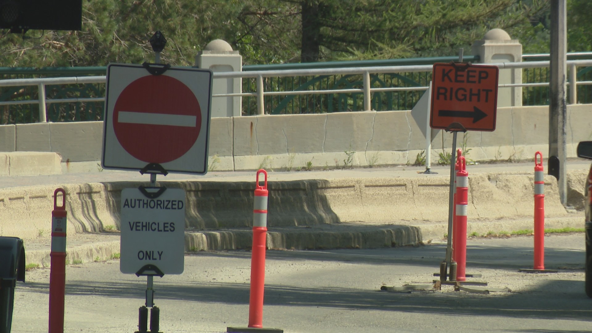 Saskatoon’s College Bridge reopening postponed, including 3K to restore prices