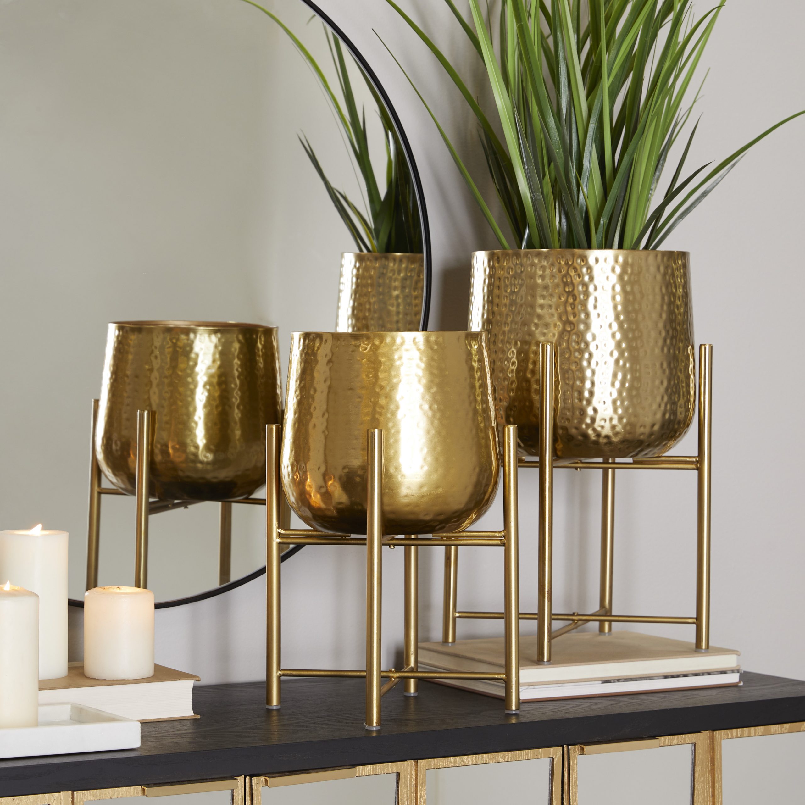 Gold Metal Planter Hammered (Set of 2), 17″, 19″H