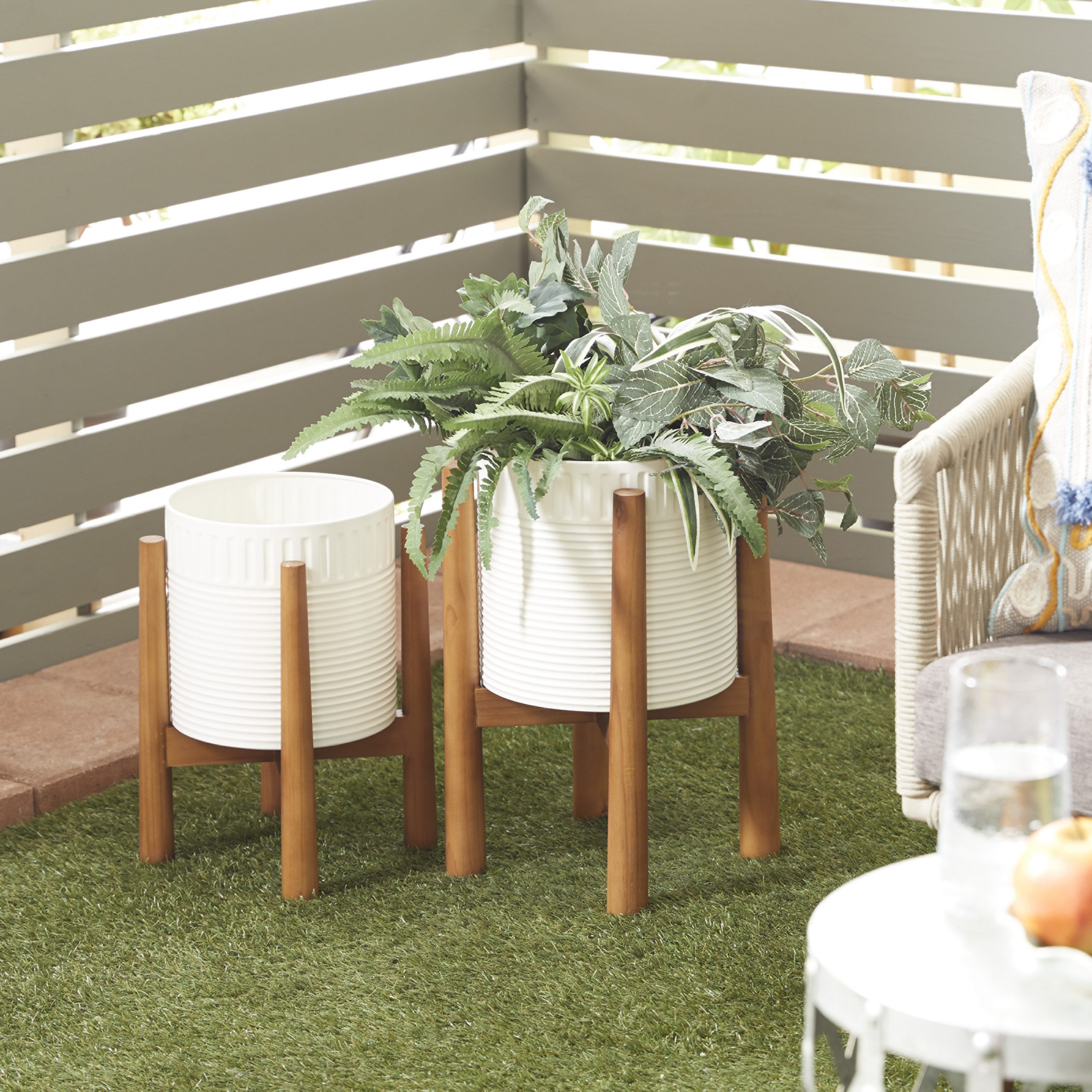 White Metal Planter with Wood Stand (Set of 2), 17″, 15″H