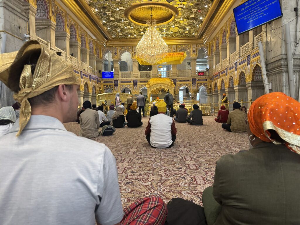Gurdwara Sis Ganj Sahib Temple in Delhi 