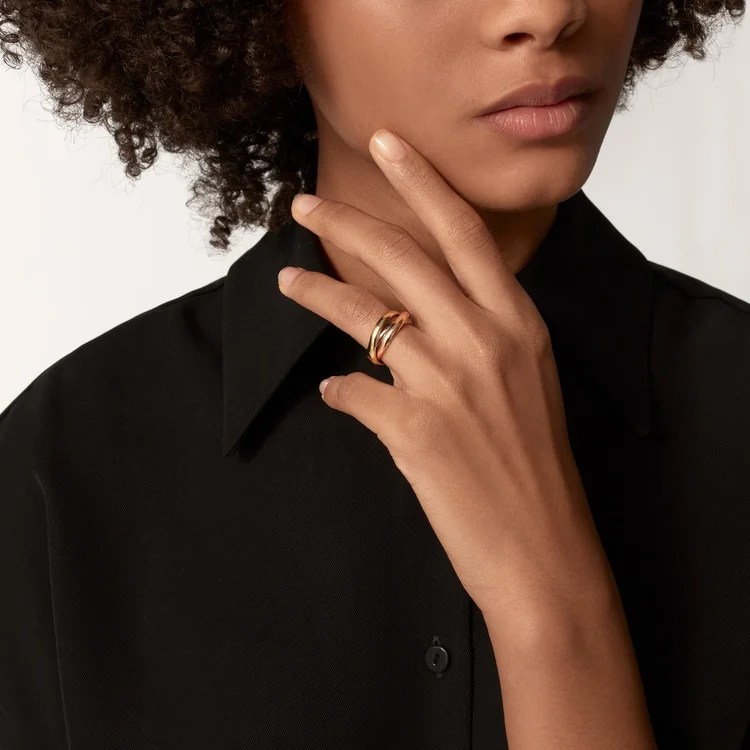 Trinity ring, classic model