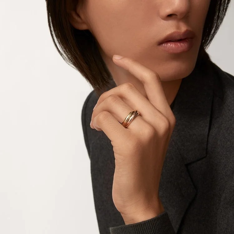Trinity ring, classic model