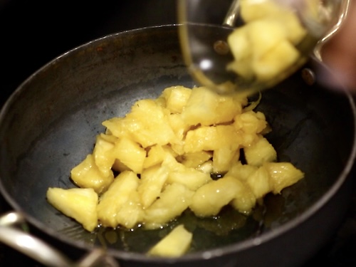 Chopped pineapple