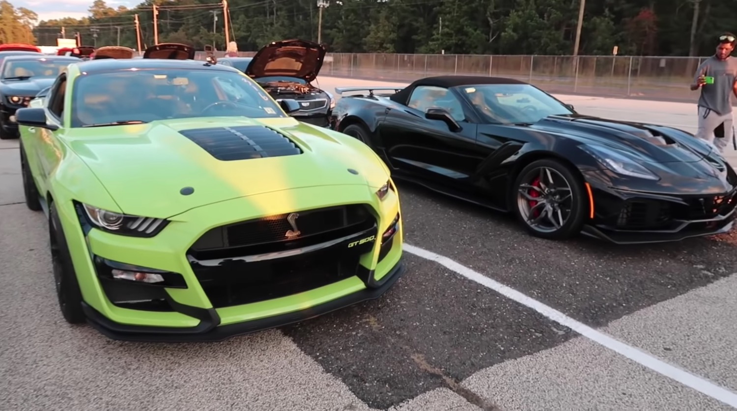 31.07.2020 · ford mustang vs chevrolet corvette: Ford Mustang Gt500 Challenges Corvette Zr1 To Drag Race Gm Authority