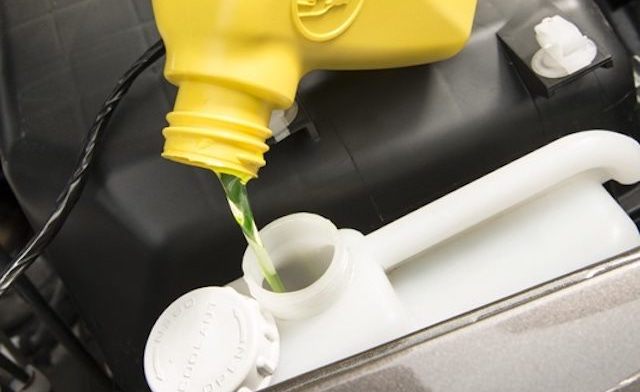 common coolant additives and how they can damage your engine gmb blog on adding coolant to car reddit