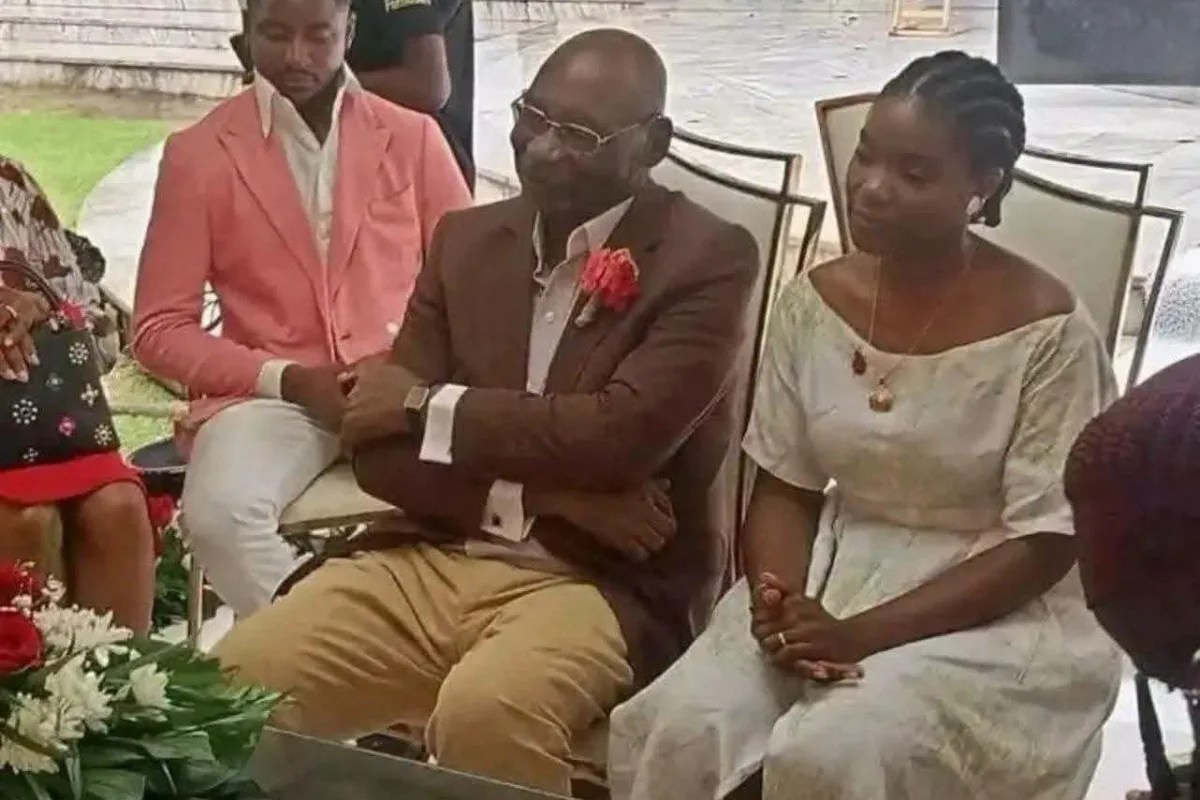 Cameroun Un ex-ministre de 75 ans épouse une fille de 25 ans ; grosse polémique sur la toile