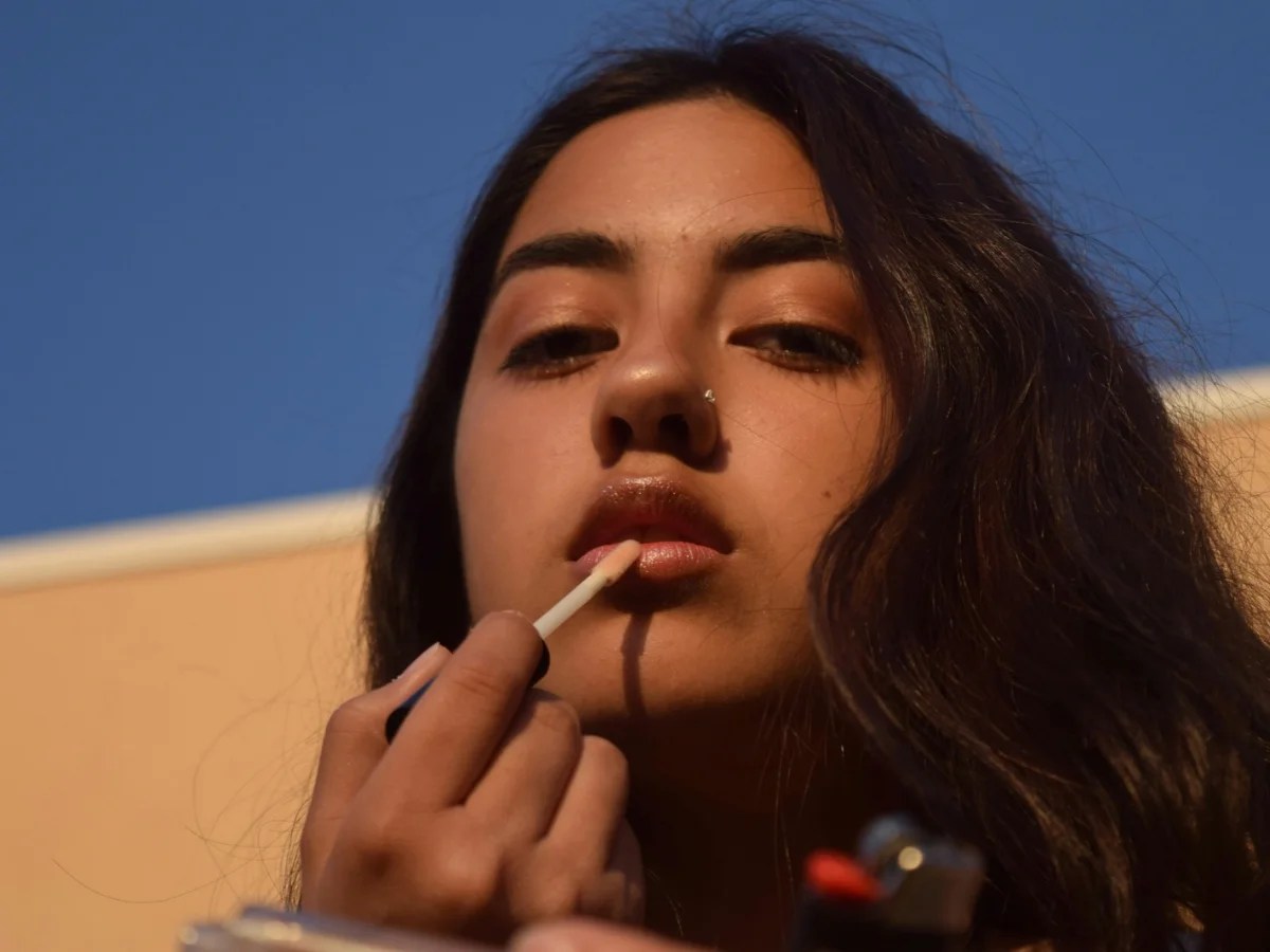 GLOSS FEATURE
