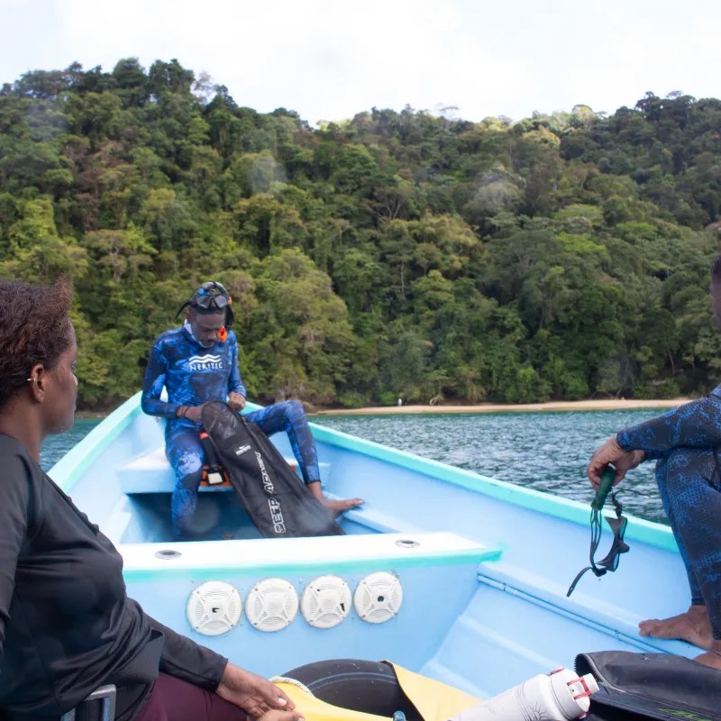Boat diving during Tobago Freedive Fest