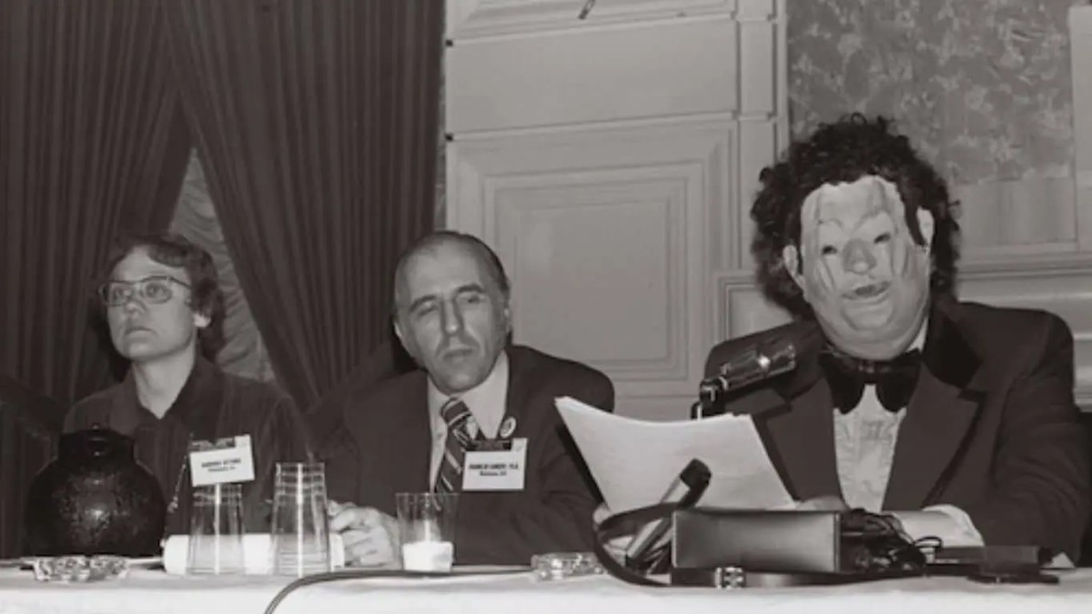 Major Historical Events on December 15 - Today in History - 1973 - APA Removes Homosexuality from DSM-II