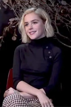 Kiernan Shipka as Daphne Blake - Actors Who Would Be Perfect for Scooby-Doo Live-Action Adaptation