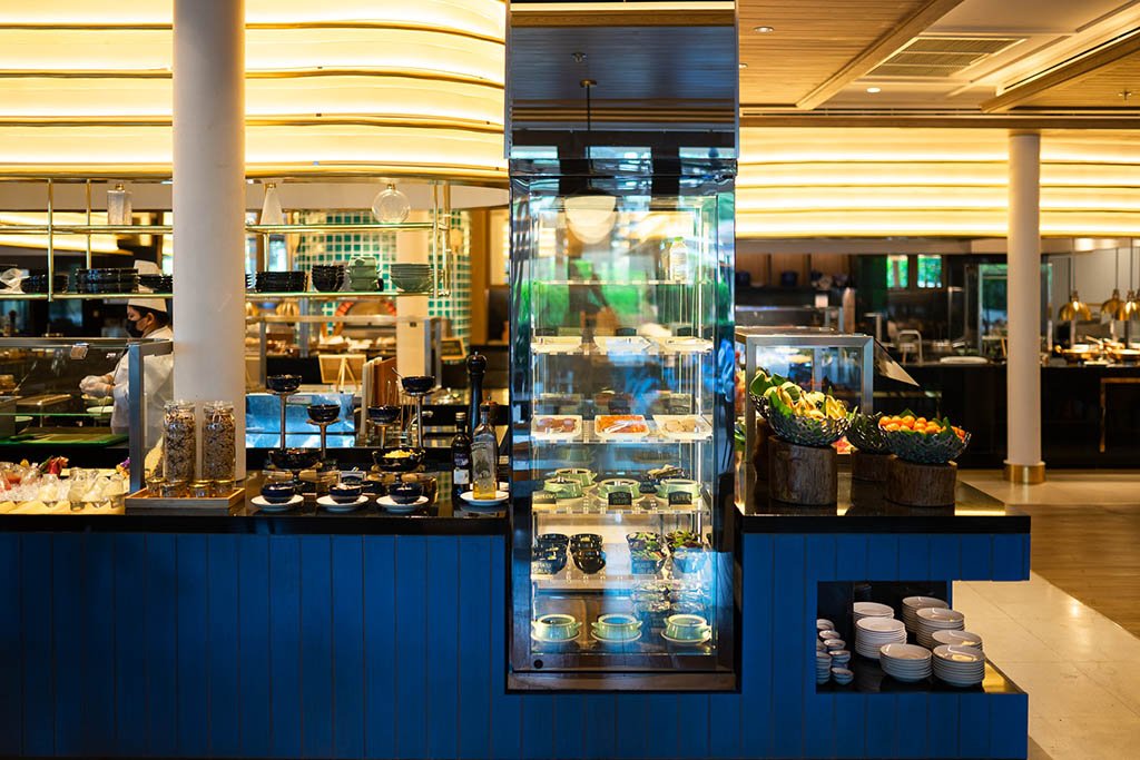 review-hyatt-regency-hotel