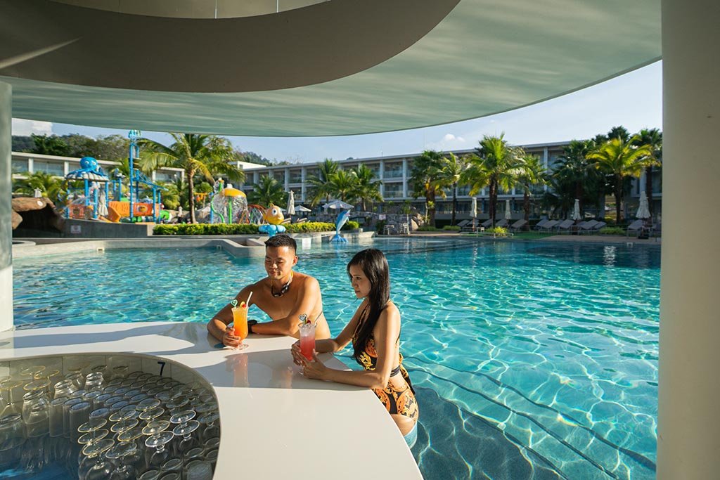 the-sand-khao-lak-review